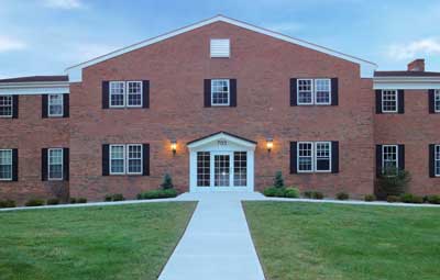 brick office building in Bloomfield, CT